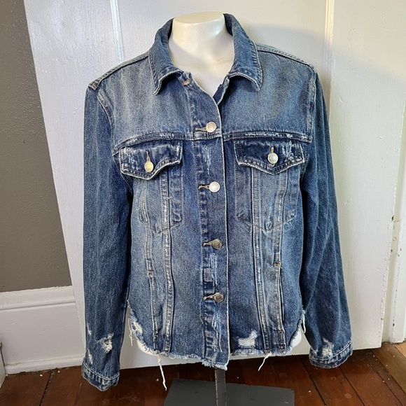 Vervet Women’s Distressed Denim Jean Jacket Size M Blue Classic Fit Casual - Picture 11 of 12